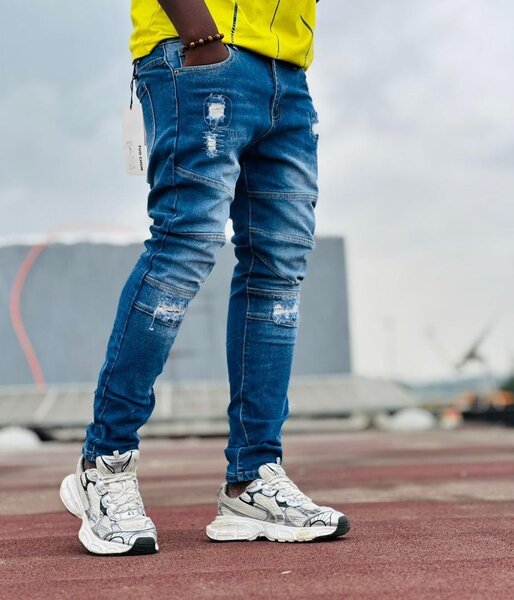 Jeans slim déchirés homme