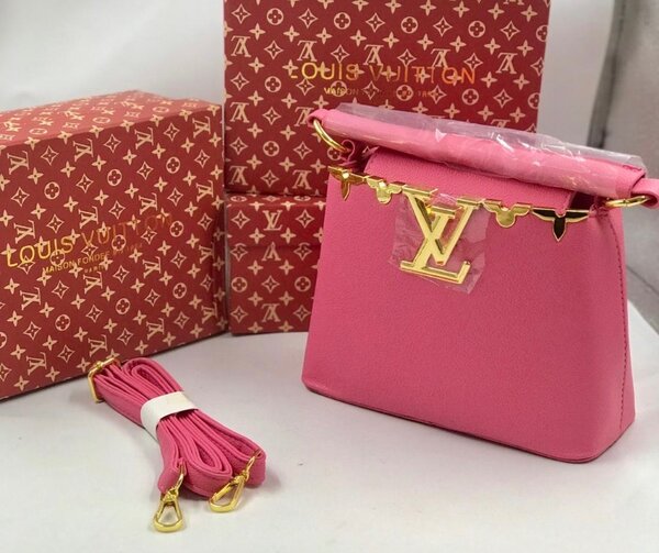 LOUIS VUITTON
