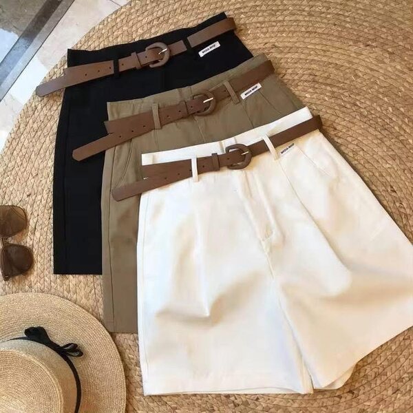 Shorts Femme Élégants avec Ceinture