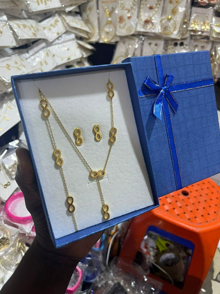 Parure Bijoux Dorée Femme