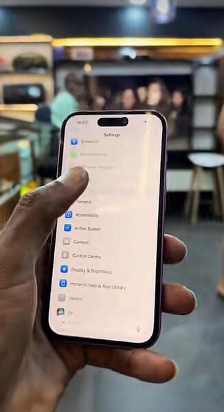 Apple iPhone 16 rose