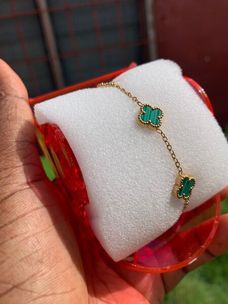 Multiple Pearl Clover Bracelet