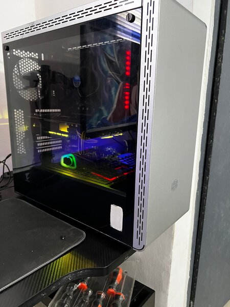 GamerMSi coreI7 Nvidia rtx2080