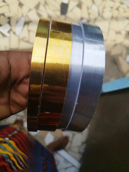 Bande doré adhésive