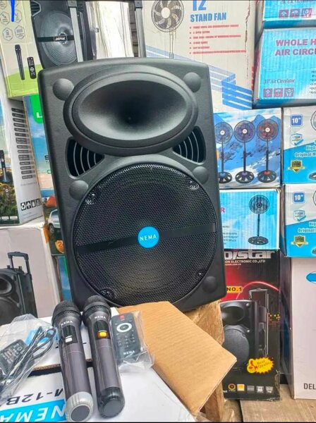 Enceinte NEMA Haut-Parleur Bluetooth - Noir