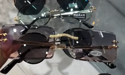 Солнцезащитные очки -являются не обычным модным аккумулятором 😎🌞 Made in Italy 🇮🇹 Polaroid