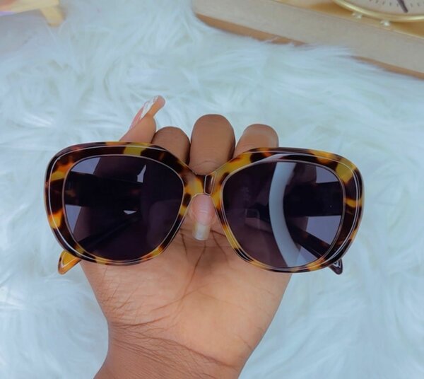 Lunettes de soleil élégantes