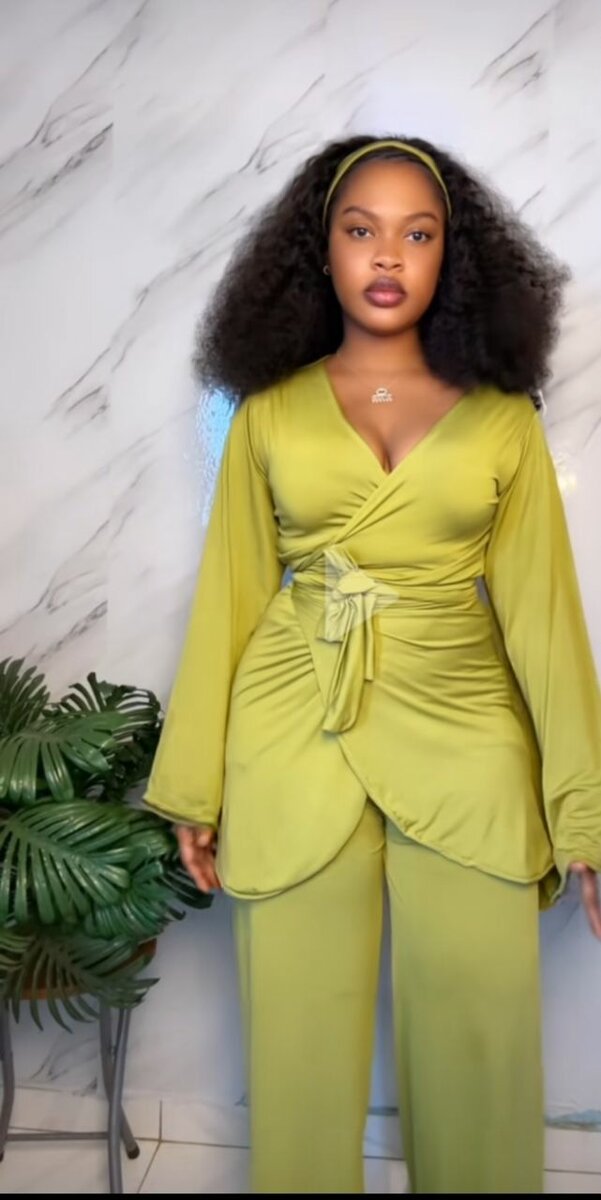 Ensemble femme chic vert et marron