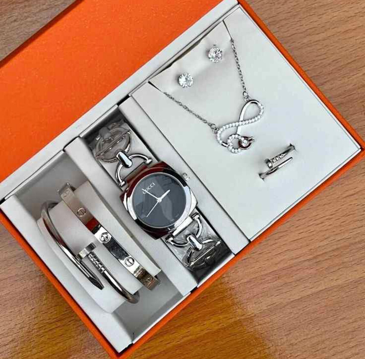 Ensemble Montre et Bijoux Luxe