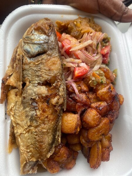 Poisson Frit avec Plantains