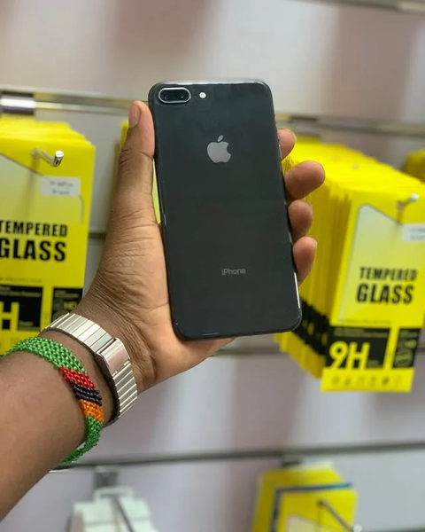 BRAND NEW IPHONE 🍏 pro 