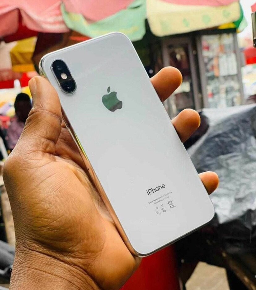 iPhone X 64gig