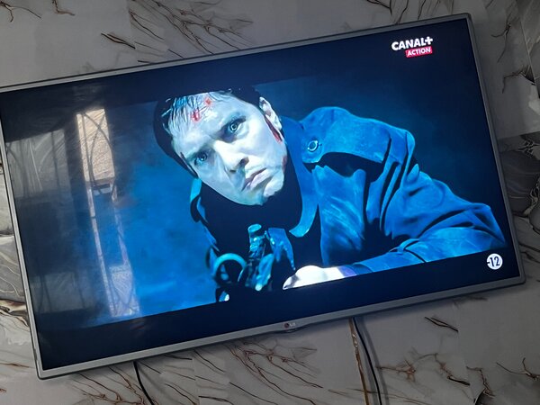 Téléviseur LG 55 pouces UHD