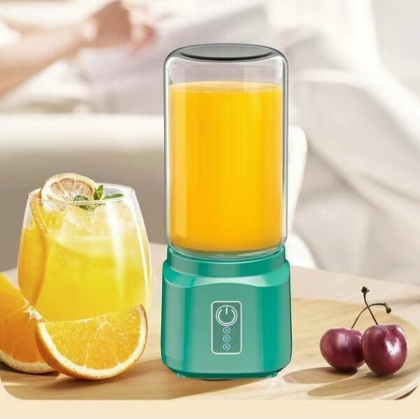 Mini blender bottle