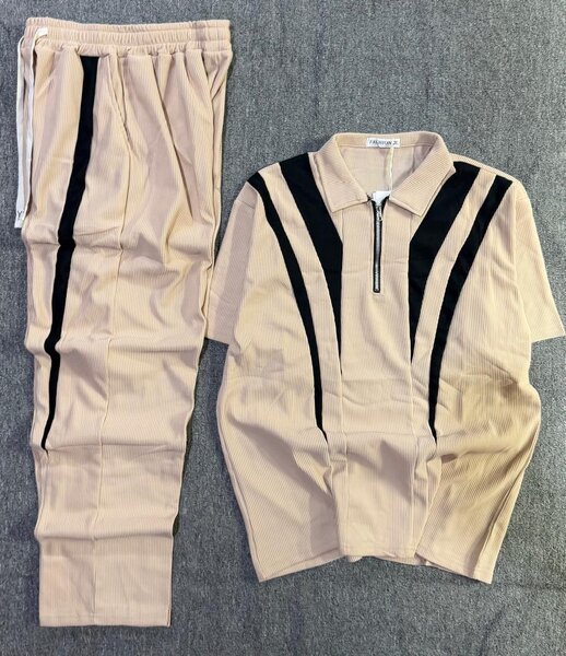 Ensemble de survêtement beige