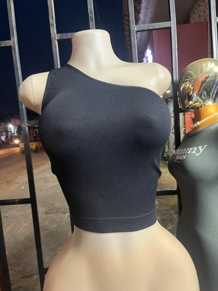 Top court sans manches tendance