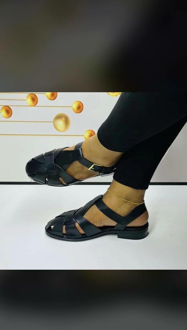 Sandales en cuir élégantes