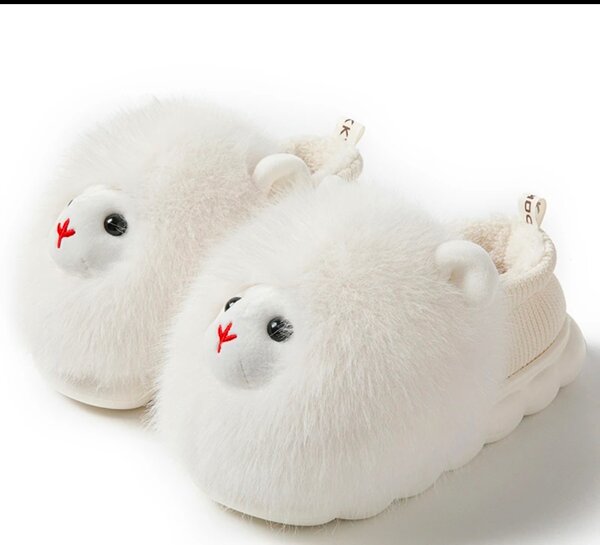 Женские тапочки