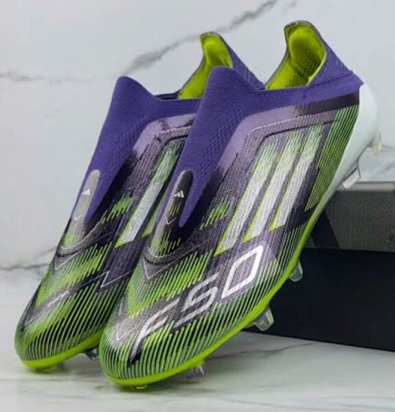 Chaussures de foot Adidas F50