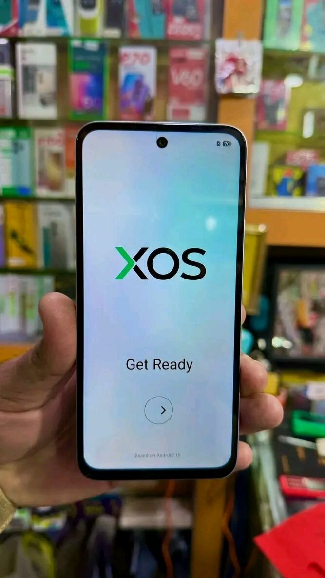 Téléphone portable XOS blanc