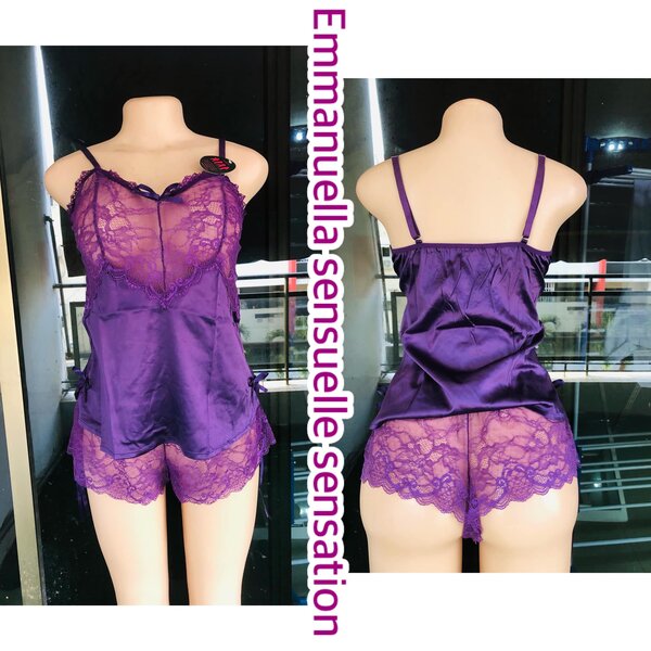 Belle lingerie violet