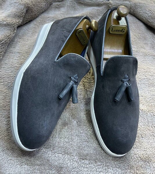 Mocassins en daim gris