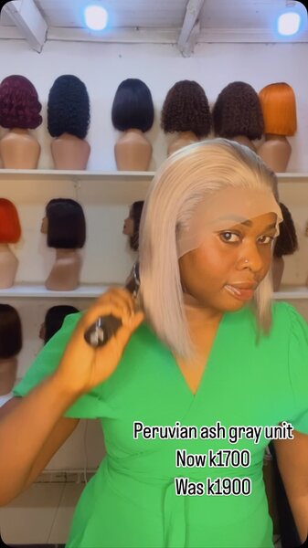 Beautiful and elegant women's wig grey