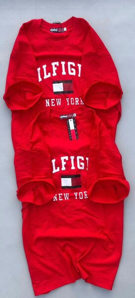 T-shirt rouge classique