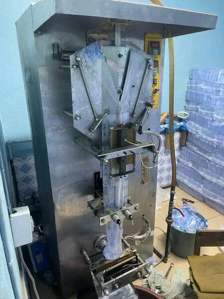 Machine de remplissage automatique