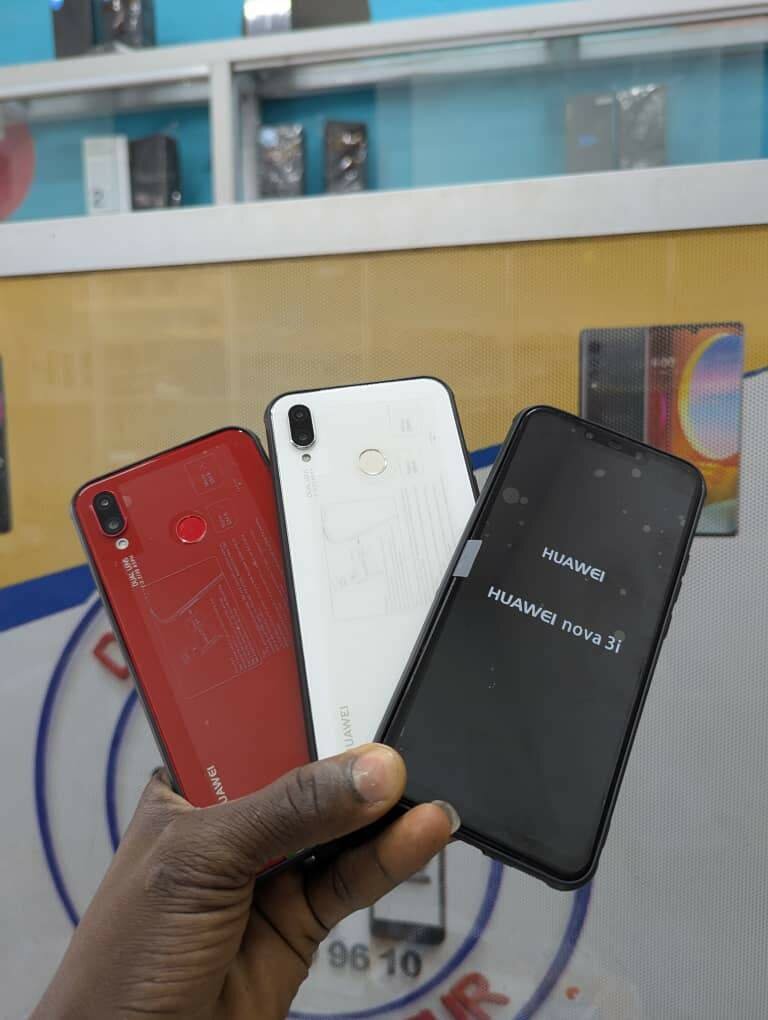Smartphone Huawei Nova 3i