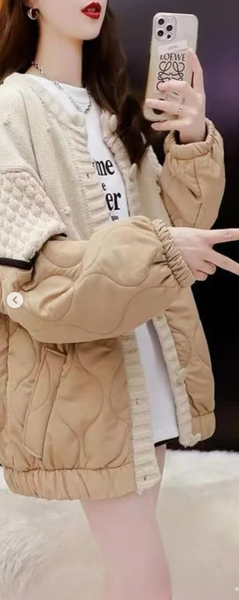 Женская бежевая куртка 