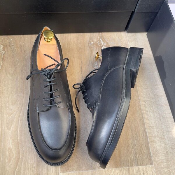 Chaussures derby élégantes en cuir