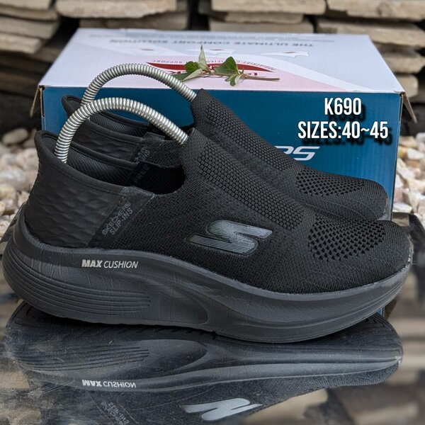 Skechers Slip-ins Max Cushioning