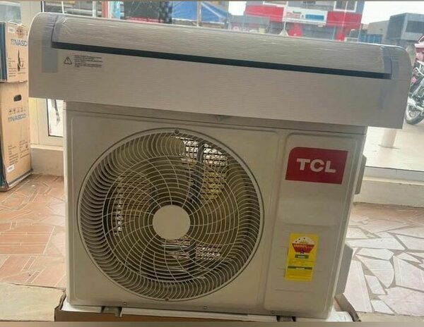 TCL 1.5HP AIR CONDITIONER