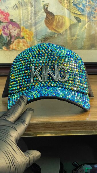 Casquette strass "King"