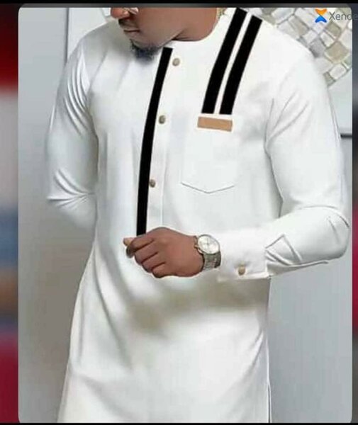 Chemise africaine blanche pour homme