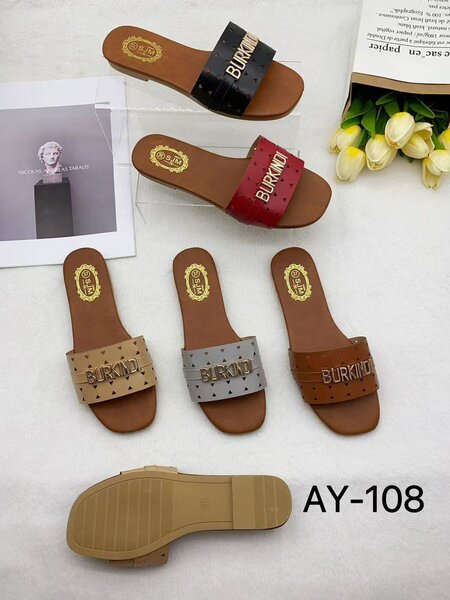 Sandales plates en cuir élégant