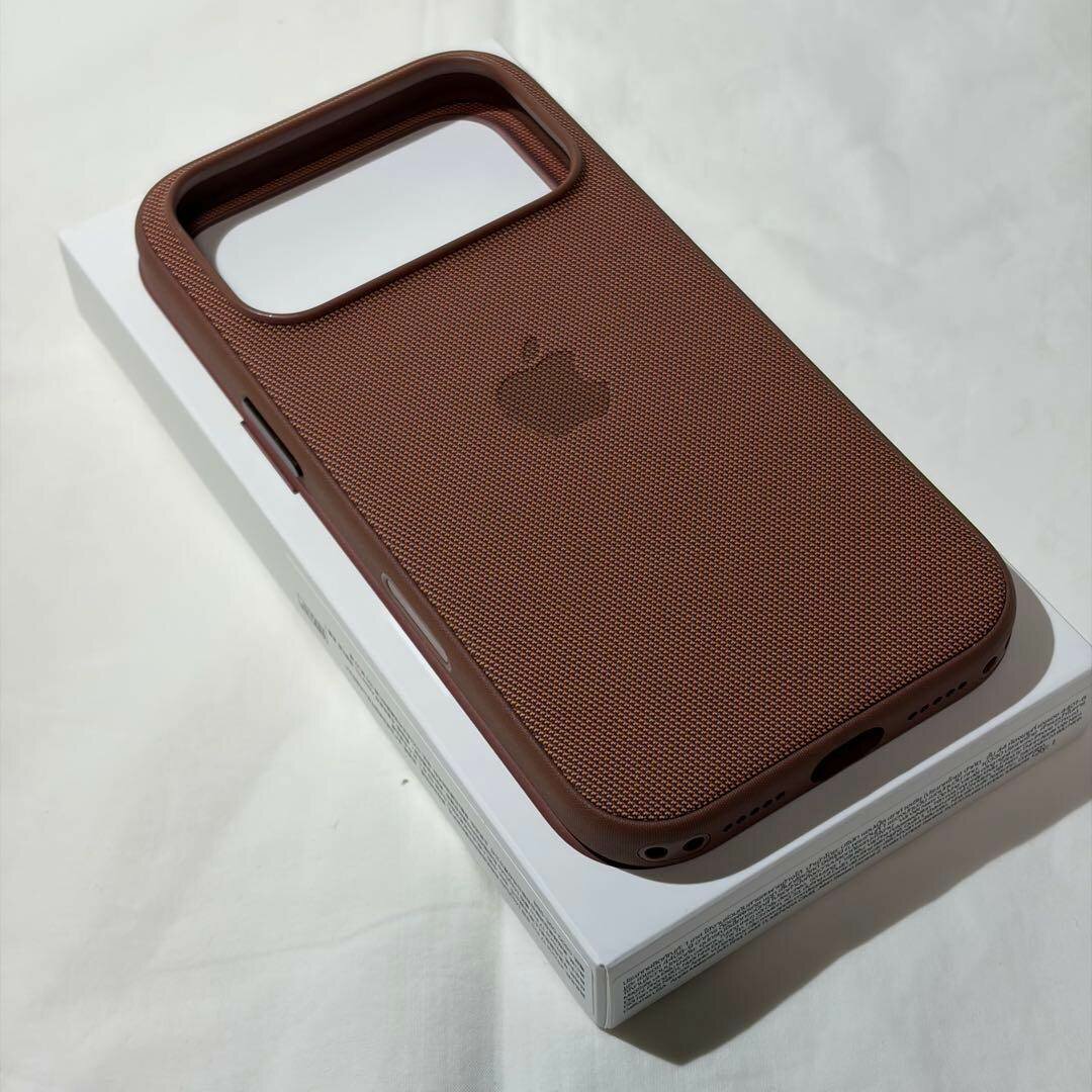 Coque Apple iPhone 17 Pro Max TechWoven Marron