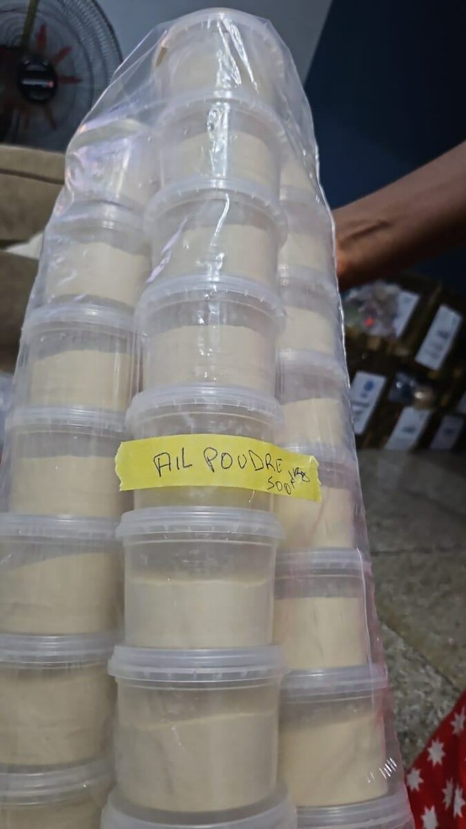 Poudres Ail, curry et paprika