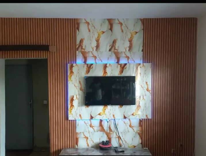 Panneau mural LED pour TV