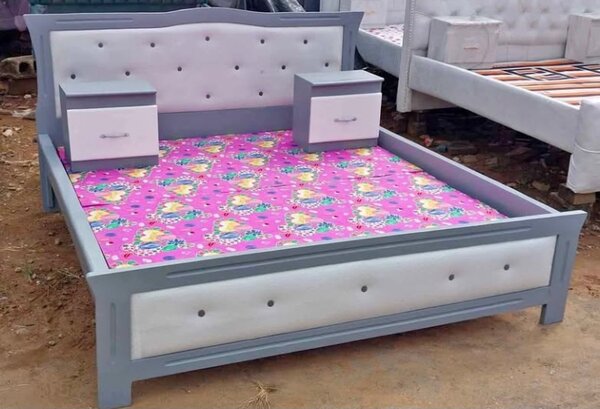 Lit avec rangement capitonné gris clair