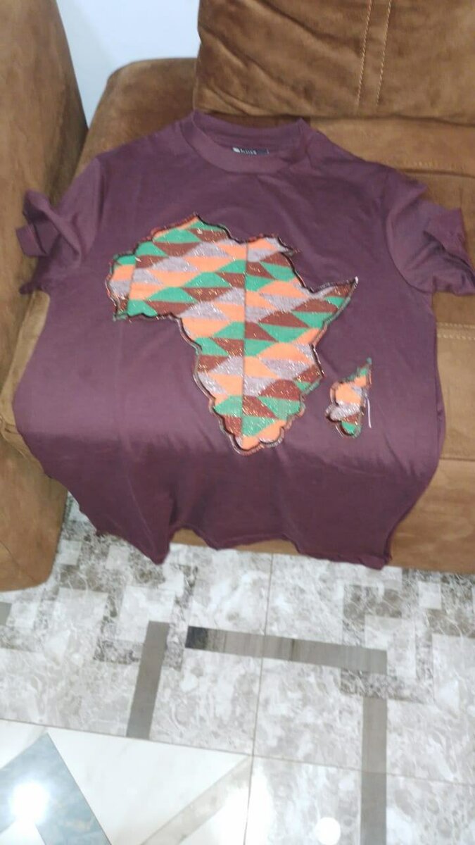 Embroidery  T-shirts  design