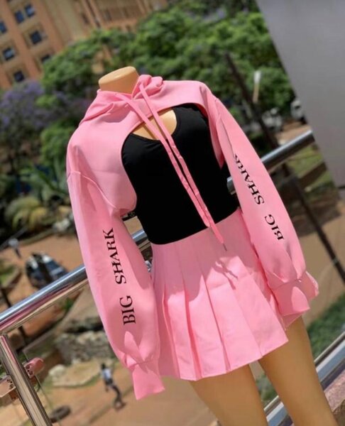 Cropped hoodie and a Skirt