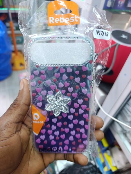 Coque iPhone 17 Pro strass