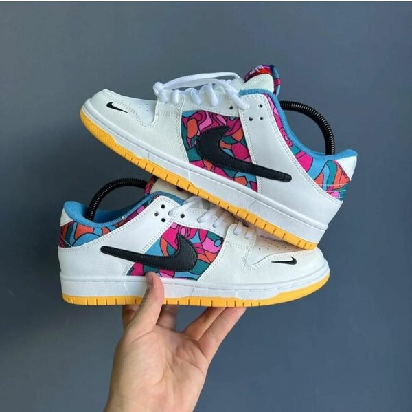 Baskets tendance multicolores