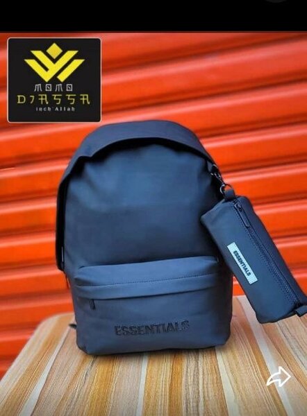 Sac à dos Essentials pour homme