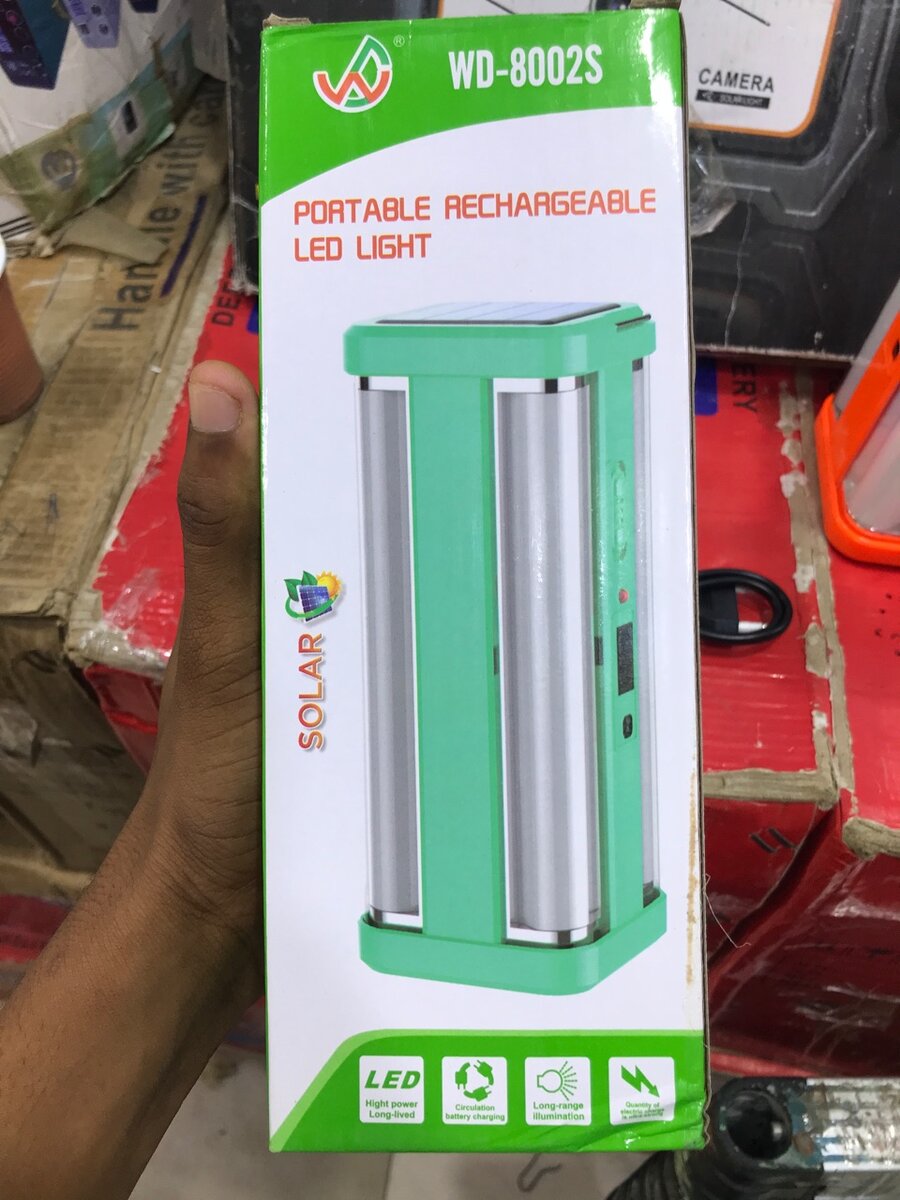 Lampe LED solaire portable