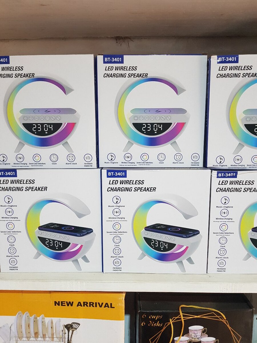 Led wireless charging speaker