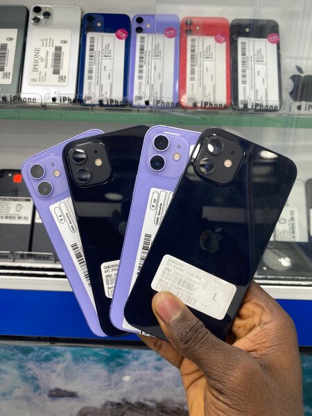 iPhone 12 simple 64GB casineuf