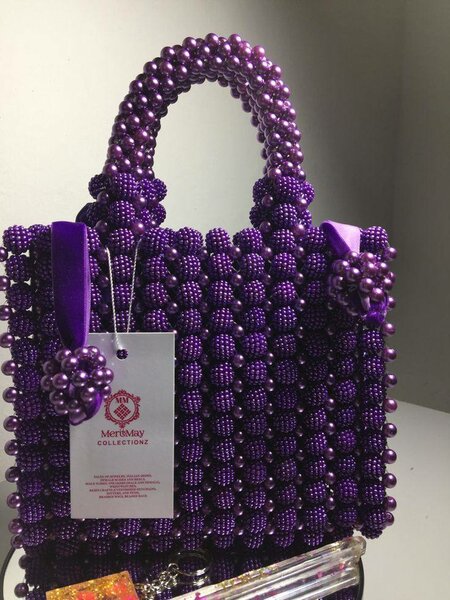 Sac à main perles violet